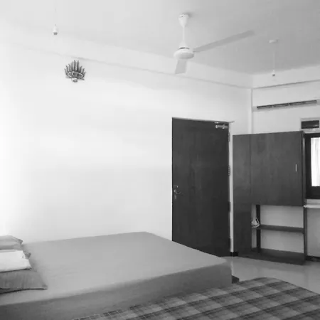 Metro Stay Kurunegala Exterior photo
